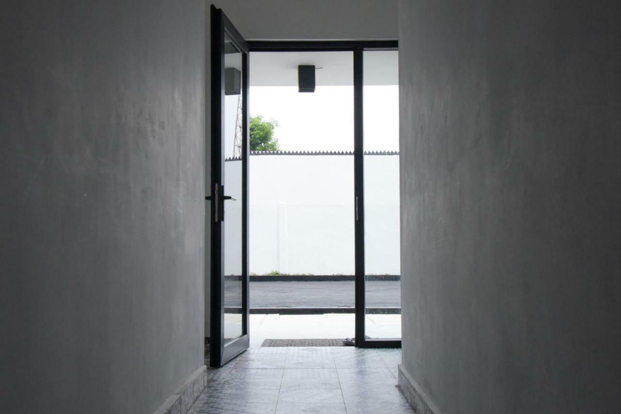 Reddoorz Plus Near Unimed Medan Kültér fotó